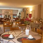 Primavera Szálloda 3*