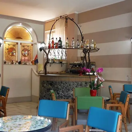 Hotel Primavera 3*